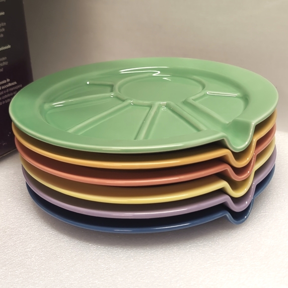 Hoffritz Fondue Plates Set of 6 9 1/2 Ceramic Divided Plates - Picture 10 of 12